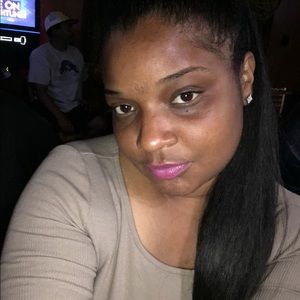 Meet your Posher, Sylvia